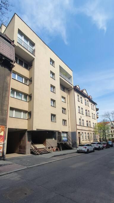 Apartament 710 Lägenhet Katowice Exteriör bild